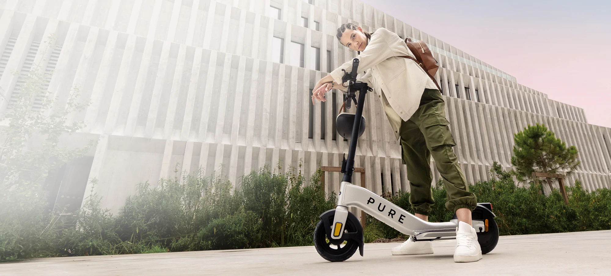 Pure electric scooter Advance hero